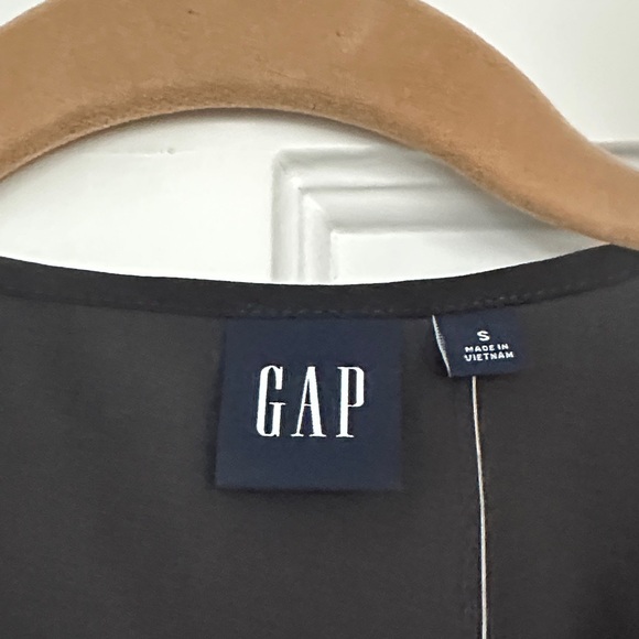 BNWT Gap Black Maxi Dress - Picture 2 of 8